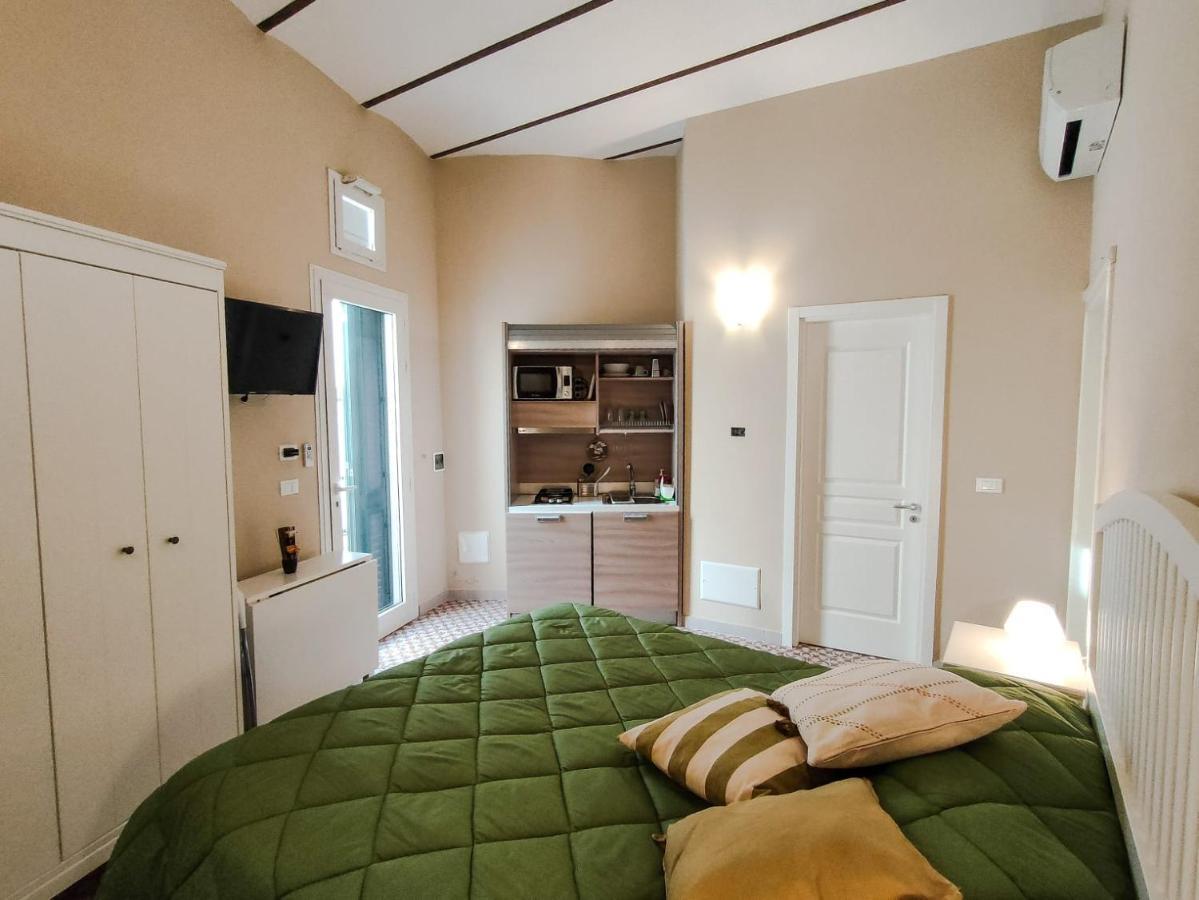 La Capasa Di Casada Apartman Spongano Kültér fotó