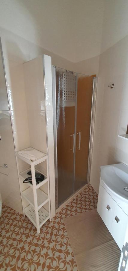 La Capasa Di Casada Apartman Spongano Kültér fotó